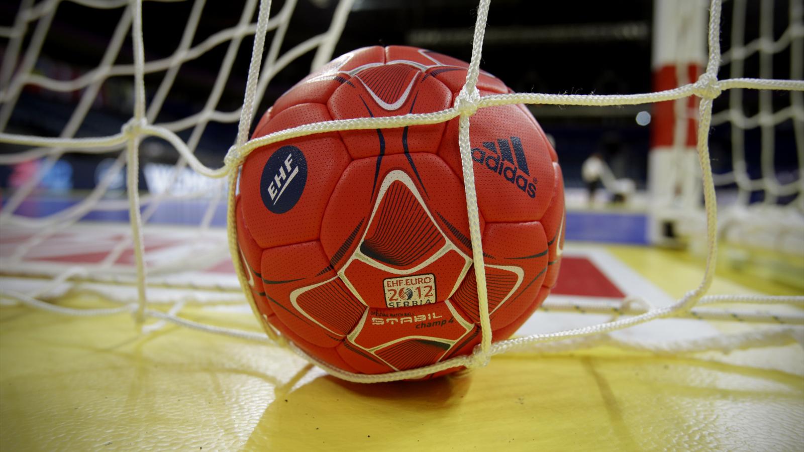 Liga Europeia de andebol: Sporting bate suecos pela margem mínima - BOM DIA  Luxemburgo