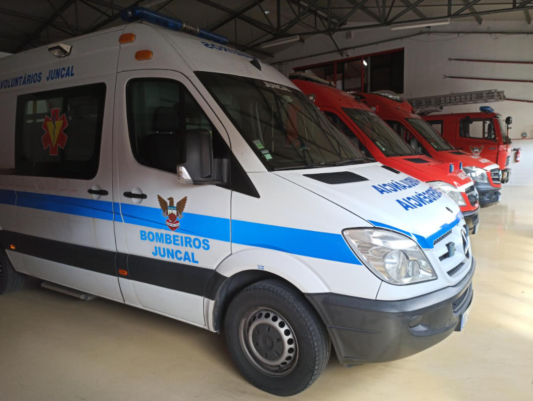 Bombeiros portugueses doam ambulâncias aos camaradas ucranianos - BOM DIA  Luxemburgo