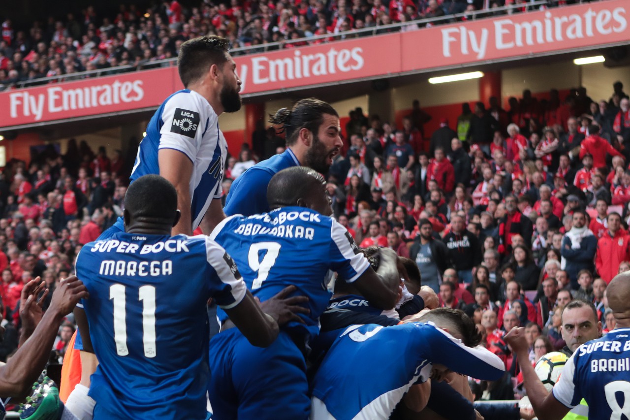 Sporting vence Benfica na Luz