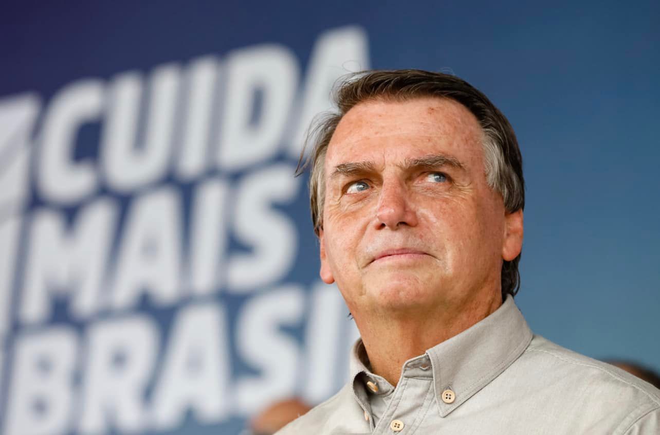 70% dos portugueses no Brasil apoiam Bolsonaro